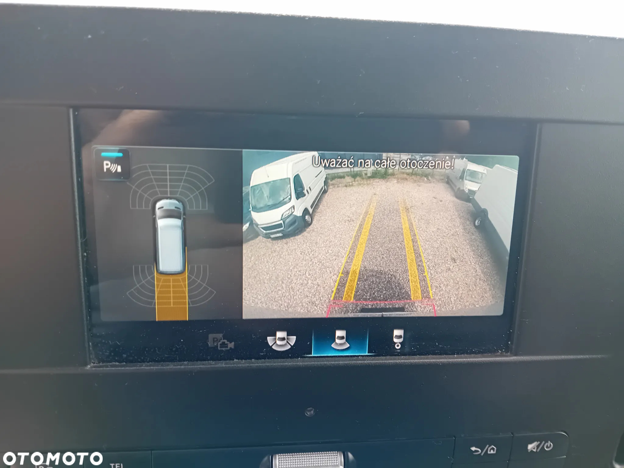 Mercedes-Benz Sprinter - 23