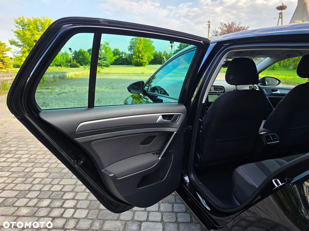 Volkswagen Golf 1.6 TDI BMT Highline DSG - 28