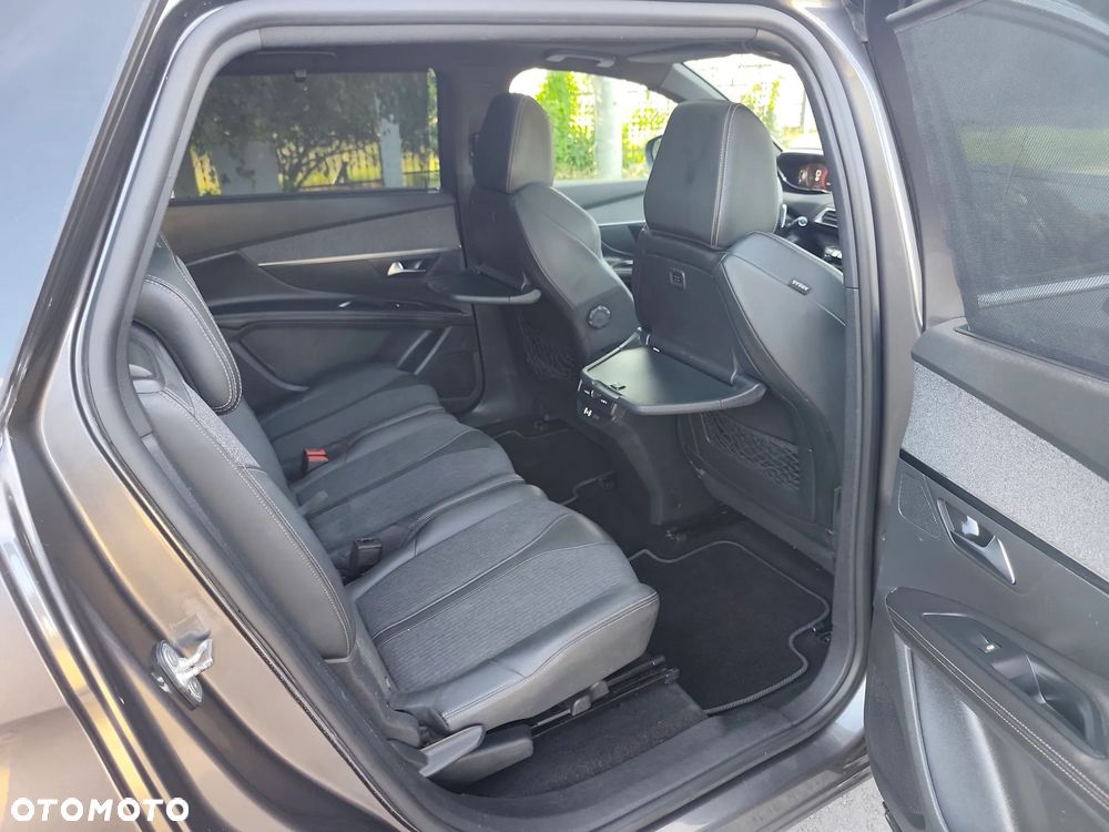 Peugeot 5008 PureTech 180 EAT8 Stop & Start GT Pack - 28