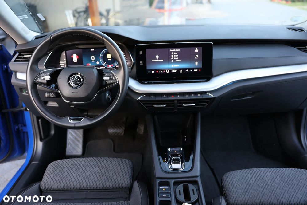 Skoda Octavia 2.0 TDI DSG Ambition - 26