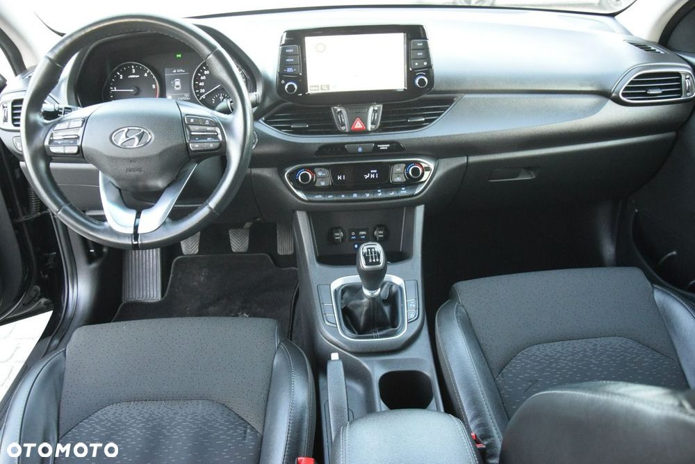 Hyundai i30 - 30