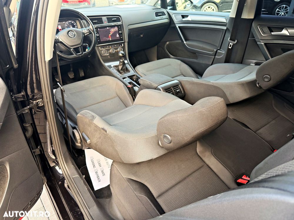 Volkswagen Golf 1.6 TDI BlueMotion Technology Cup - 20