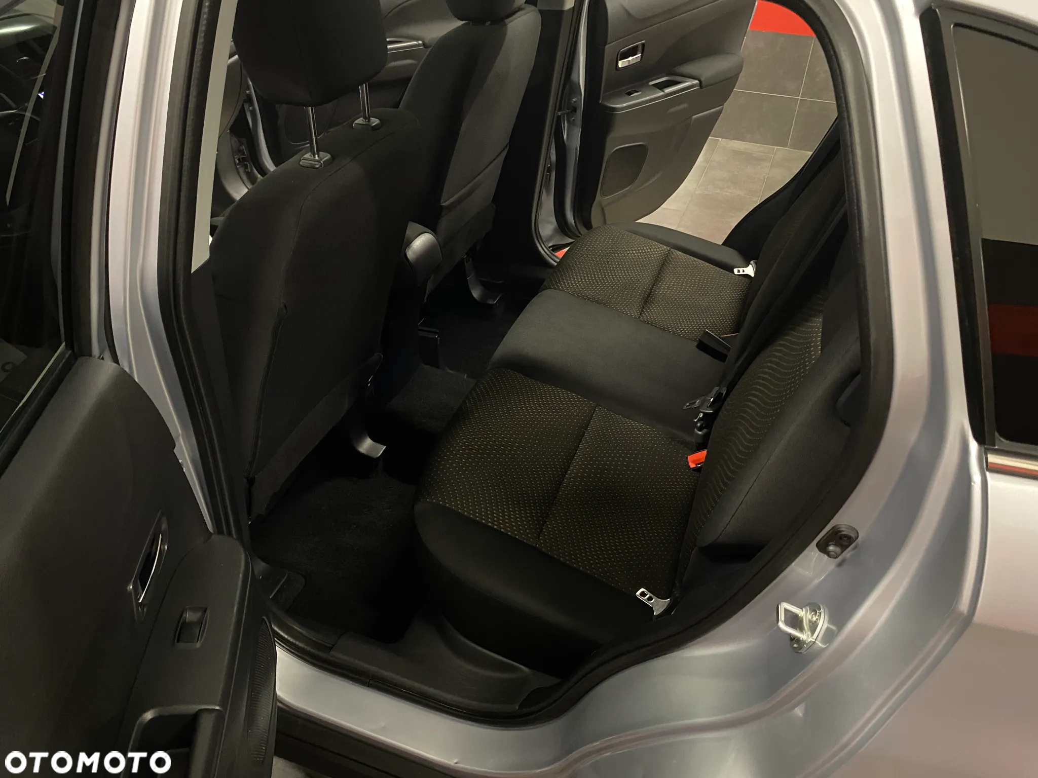 Mitsubishi ASX 1.6 Instyle - 21