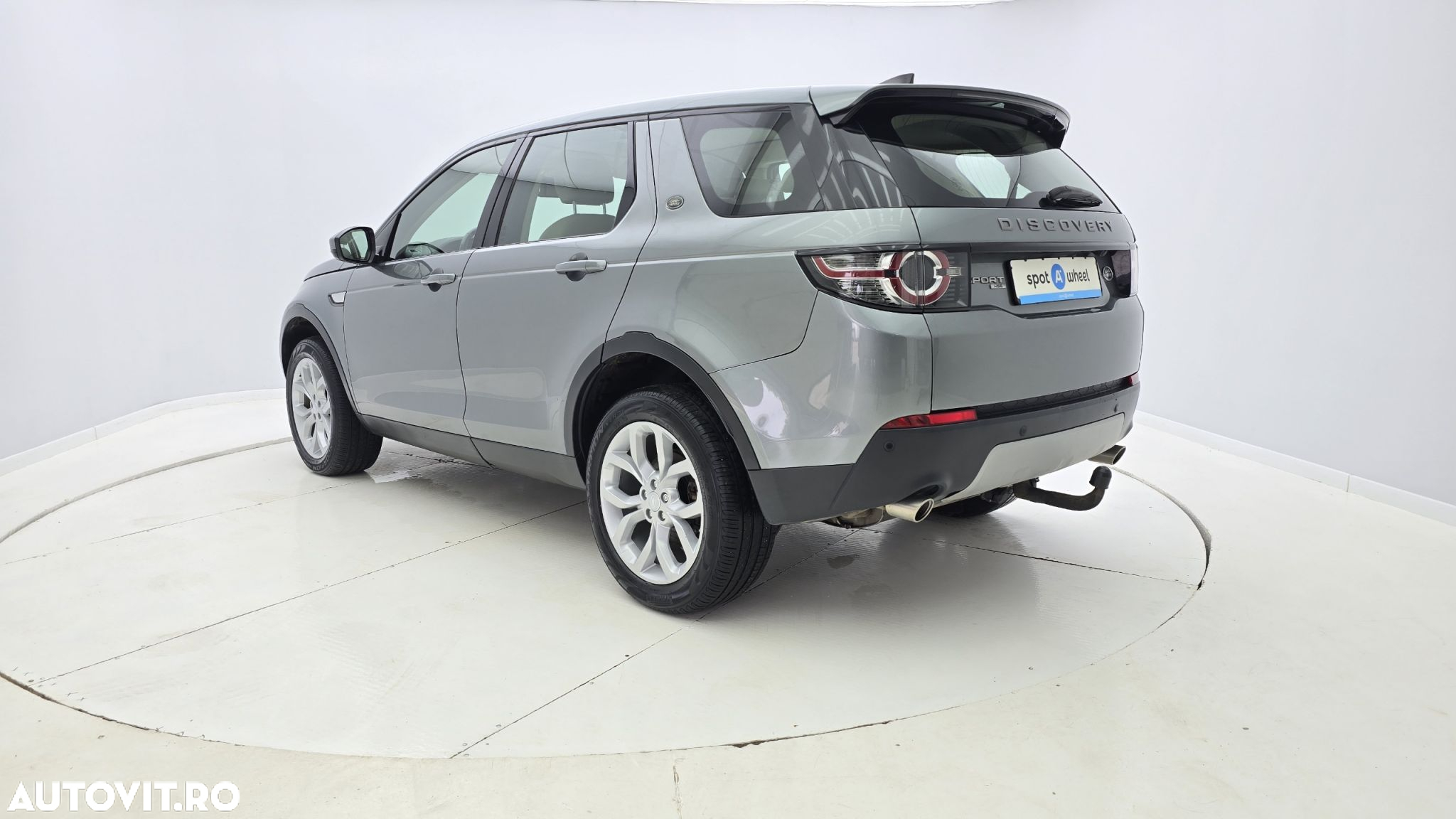 Land Rover Discovery Sport 2.0 l TD4 HSE - 9