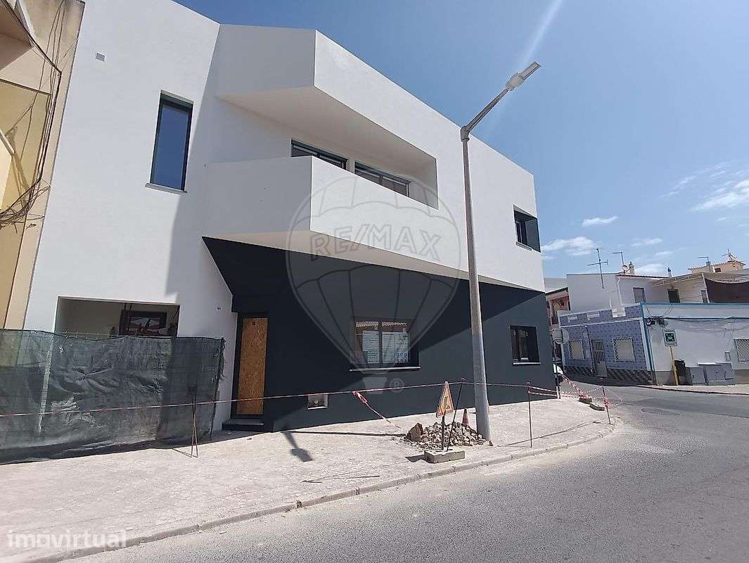 Apartamento T1 para venda - Grande imagem: 2/11