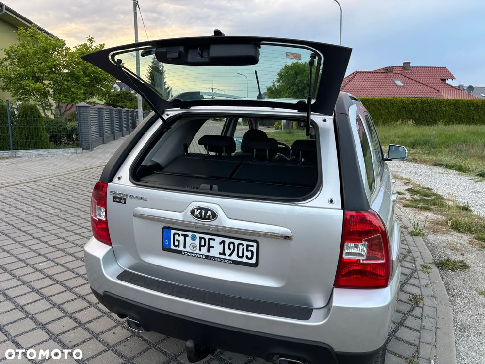 Kia Sportage 2.0 Freedom + - 16