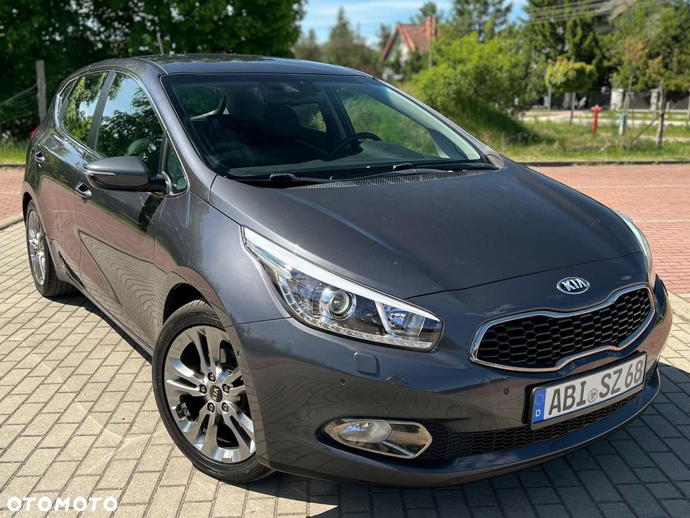 Kia Ceed 1.6 GDI ISG Vision - 2