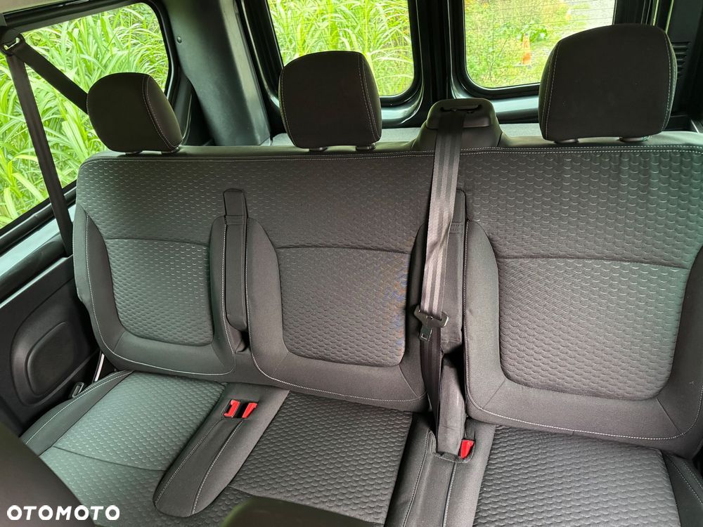 Opel Vivaro L2H1 2,9t Edition - 24