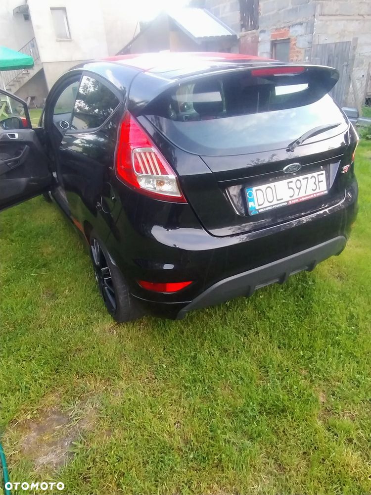 Ford Fiesta 1.0 EcoBoost STart-Stop ST-LINE - 6