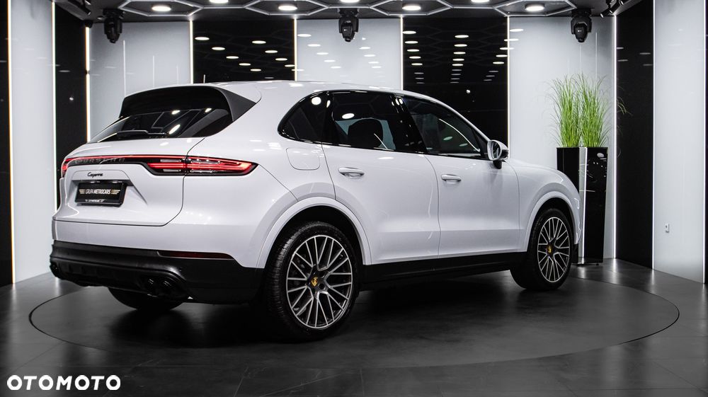 Porsche Cayenne Platinum Edition - 8