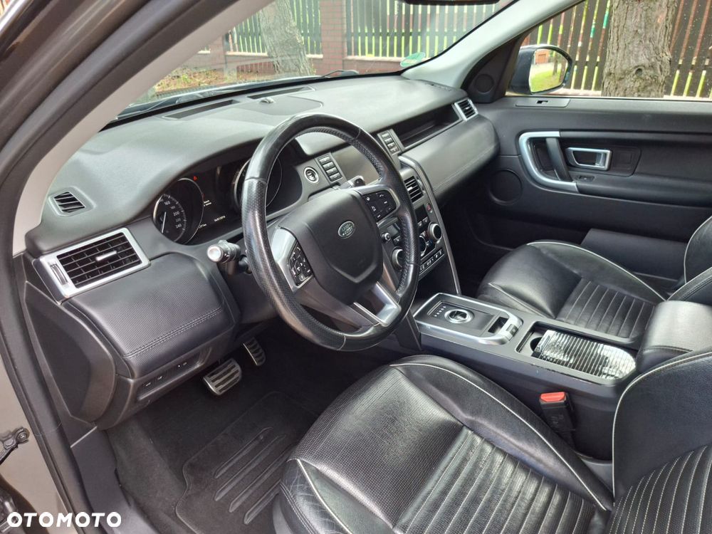 Land Rover Discovery Sport D180 R-Dynamic HSE - 17