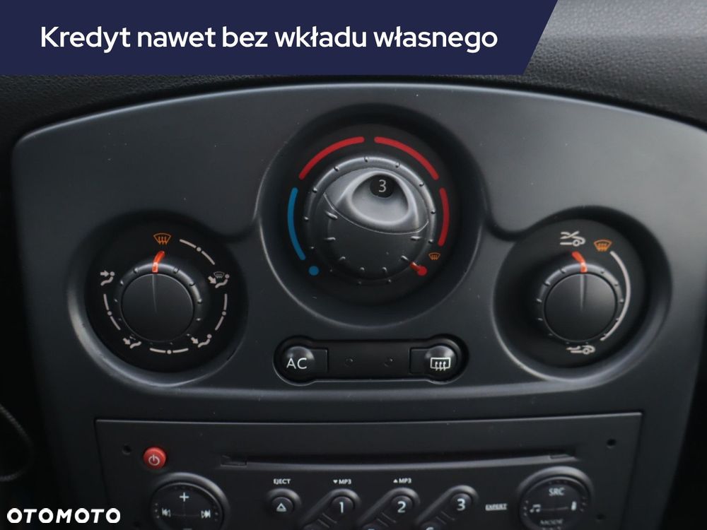 Renault Clio - 15