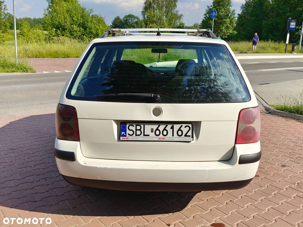 Volkswagen Passat 1.9 TDI Comfortline - 33