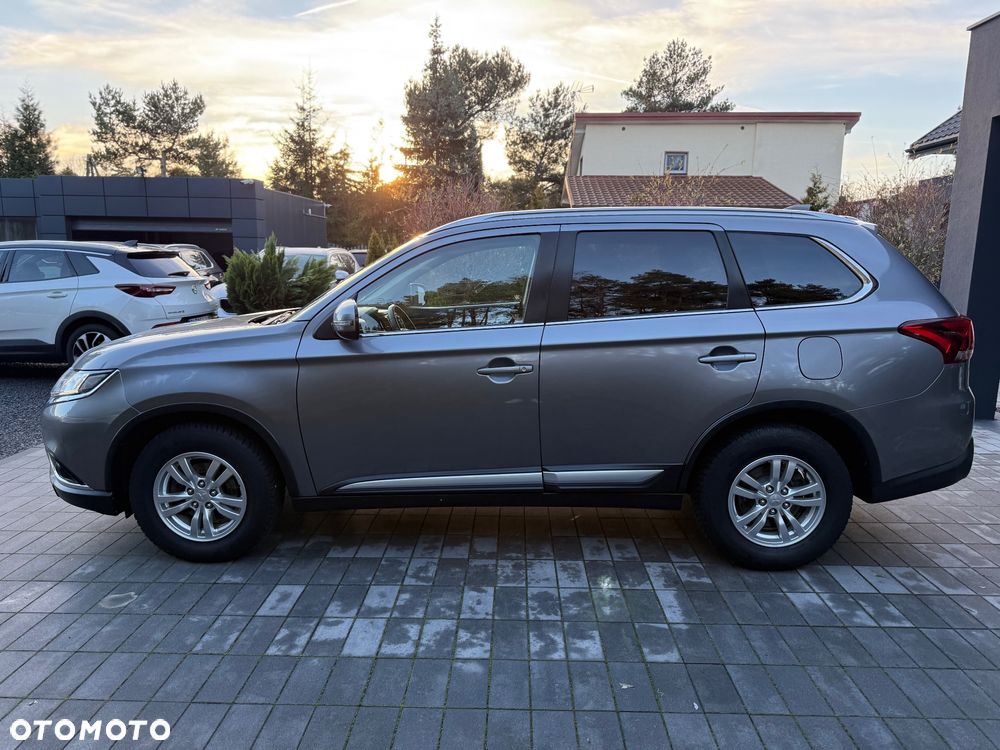 Mitsubishi Outlander - 8