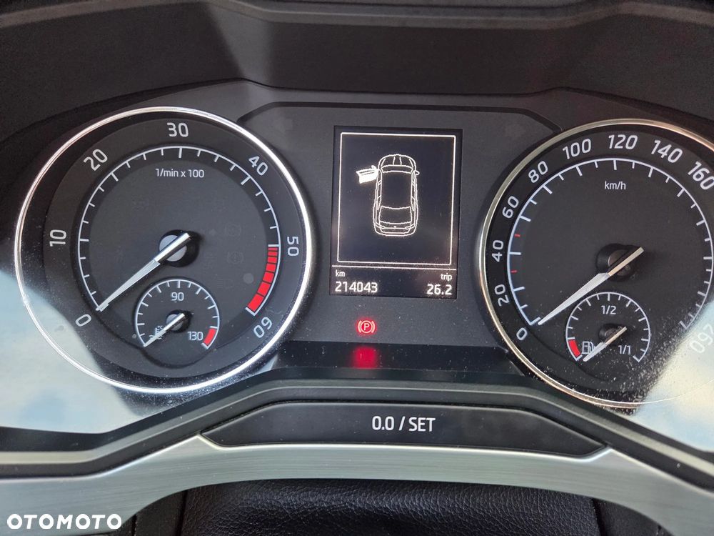 Skoda Superb 2.0 TDI Ambition DSG7 - 13