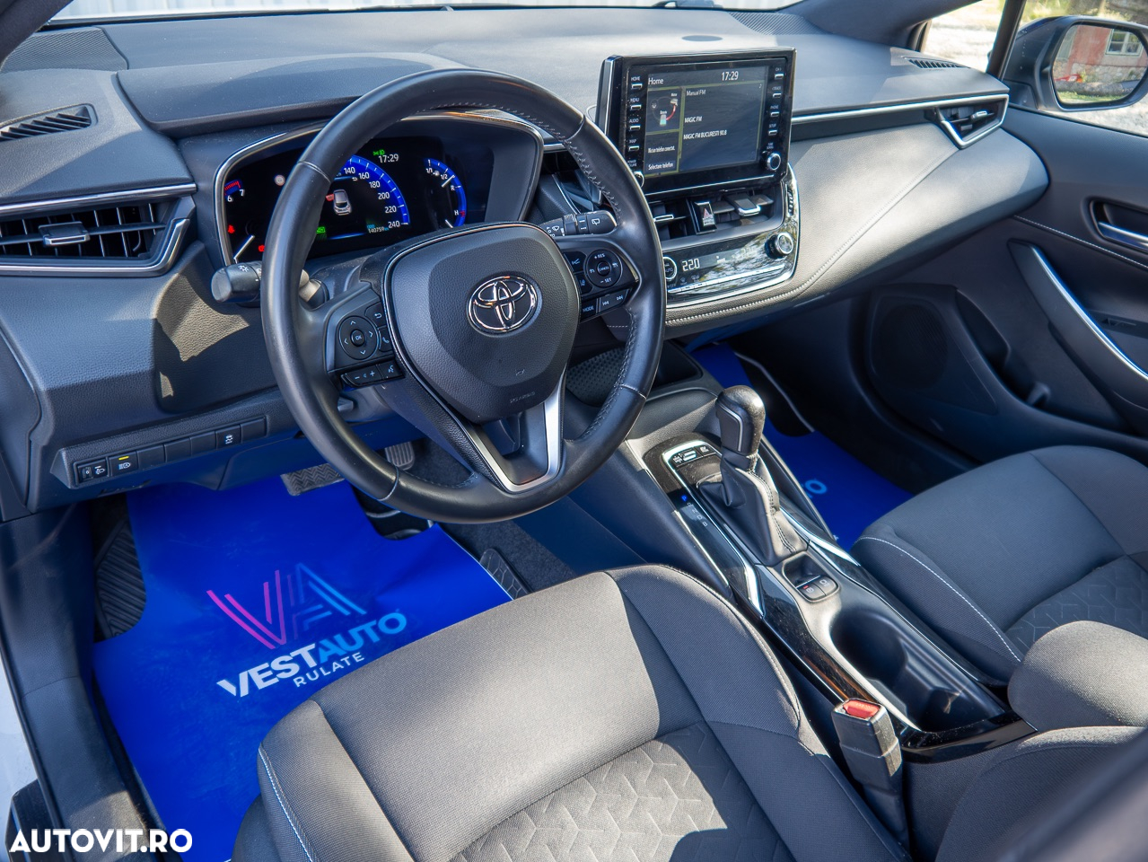 Toyota Corolla 1.8 HSD Business - 4