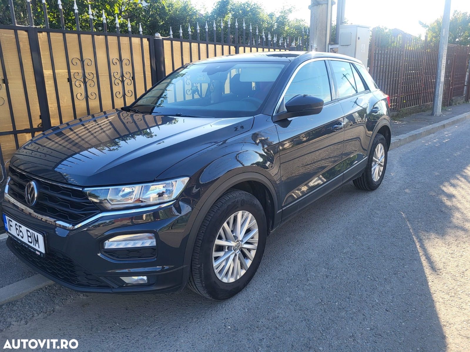 Volkswagen T-ROC 1.6 TDI Base - 1