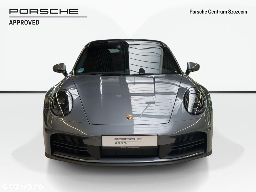 Porsche 911 Carrera - 9