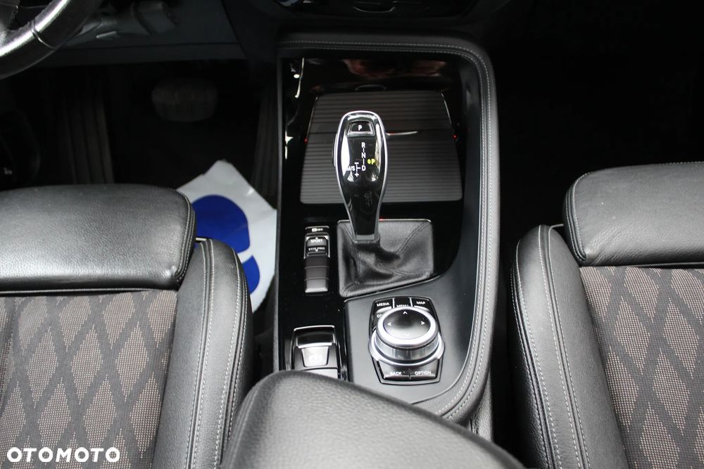 BMW X1 sDrive20i xLine sport - 9