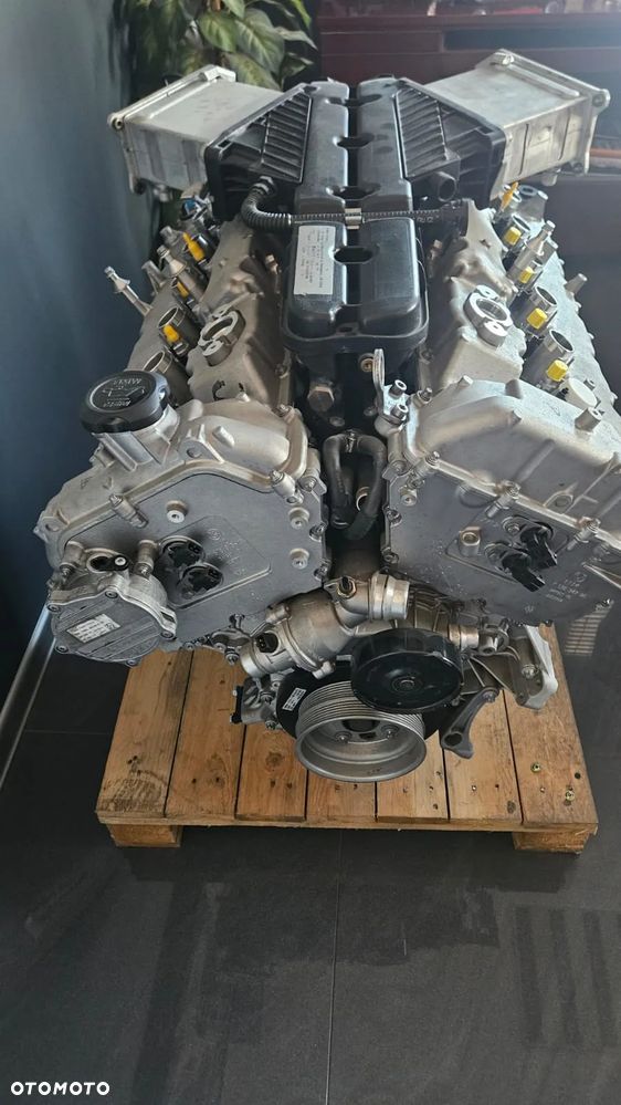 BMW SERIA 7  SILNIK G11/ G12 760 V12 610KM - 3
