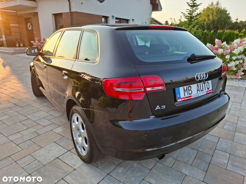 Audi A3 Sportback - 15