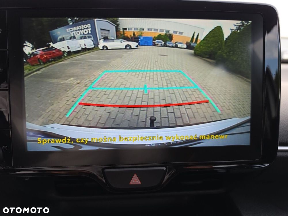 Toyota Yaris Cross Hybrid 1.5 Comfort 4x4 - 23