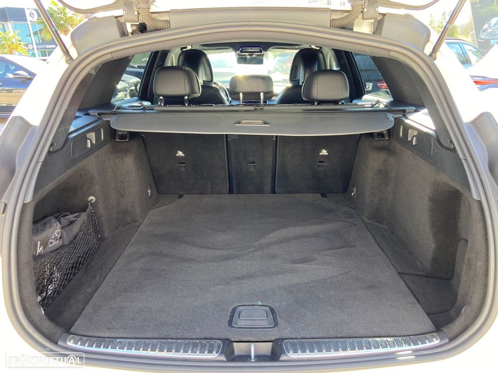 Mercedes-Benz C 220 Station d 9G-TRONIC AMG Line - 12