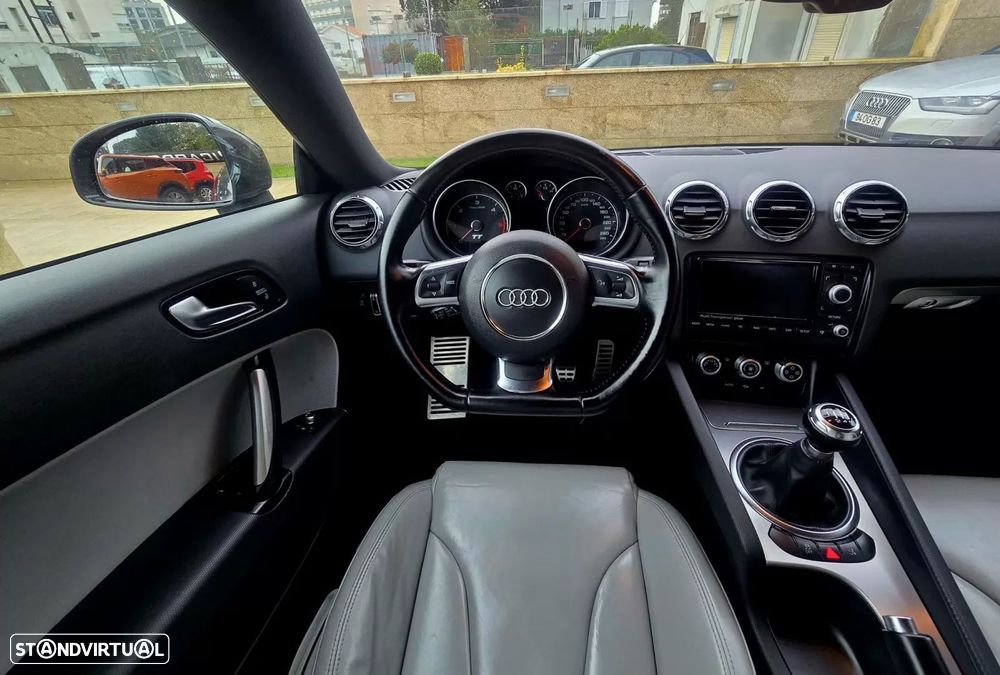 Audi TT Coupé 2.0 TDI quattro - 11