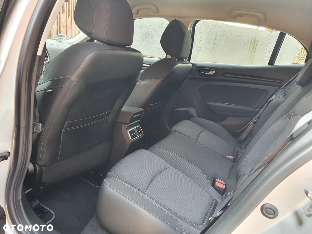 Renault Megane ENERGY TCe 100 INTENS - 13