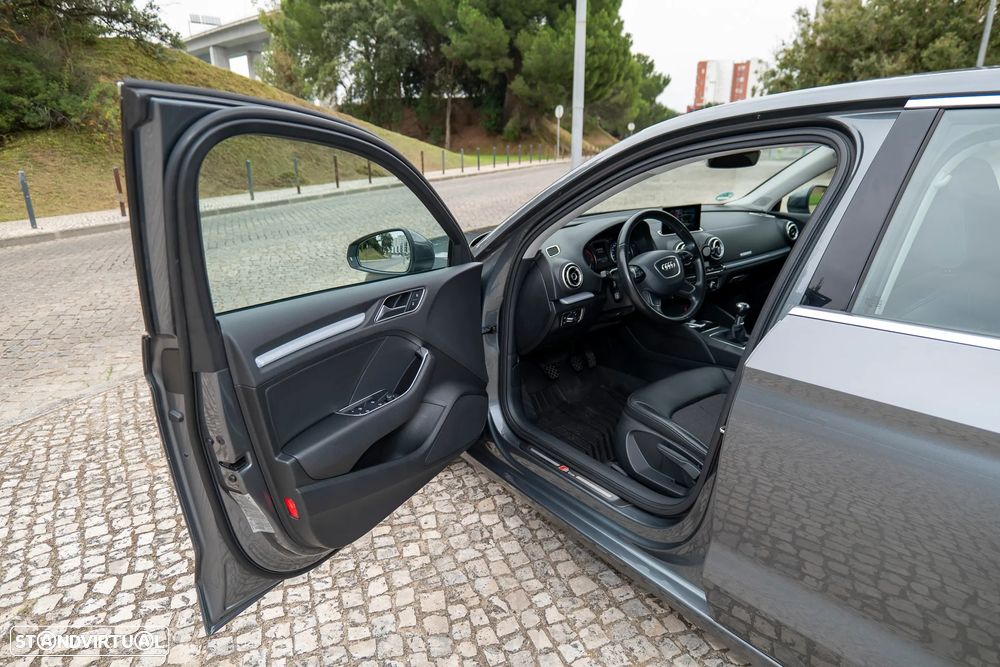 Audi A3 Limousine 1.6 TDI S-line - 23