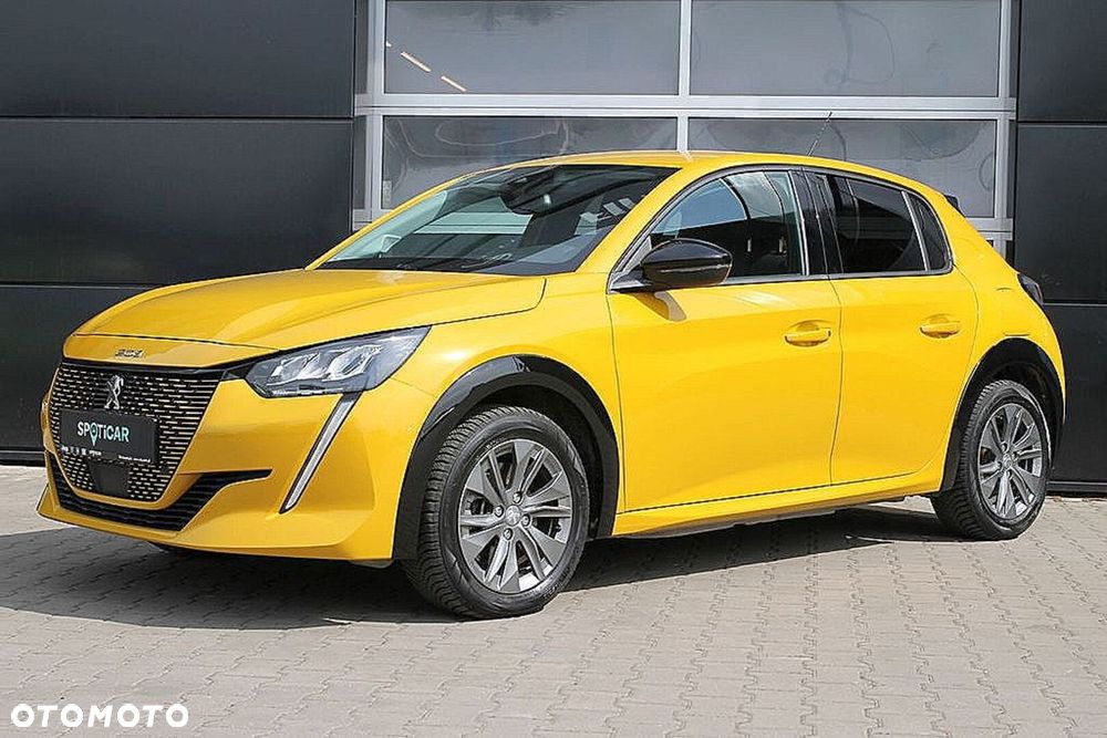 Peugeot 208 - 10