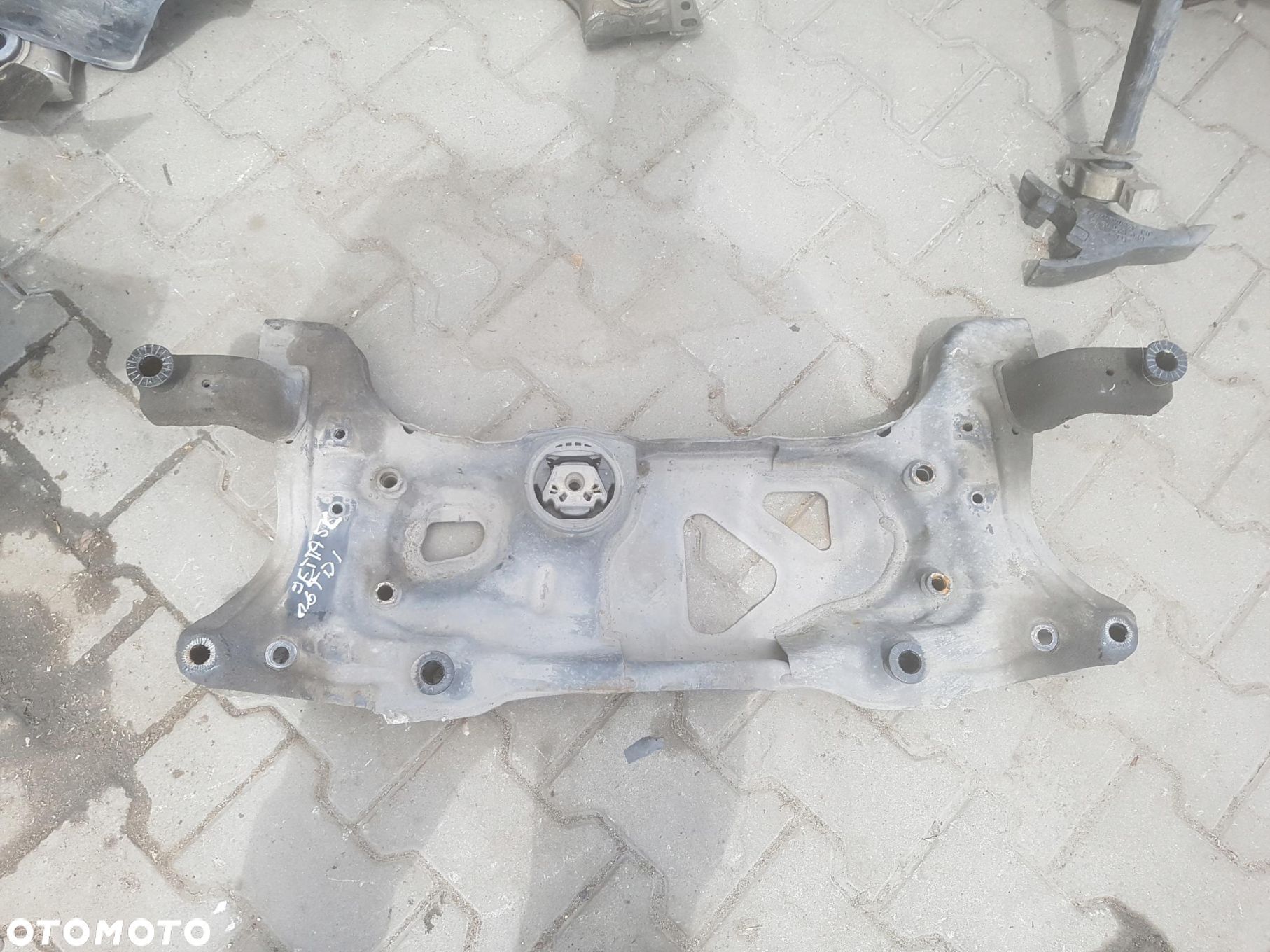 VW JETTA VI 5C 1.6 TDI SANKI WÓZEK SILNIKA PRZÓD - 1