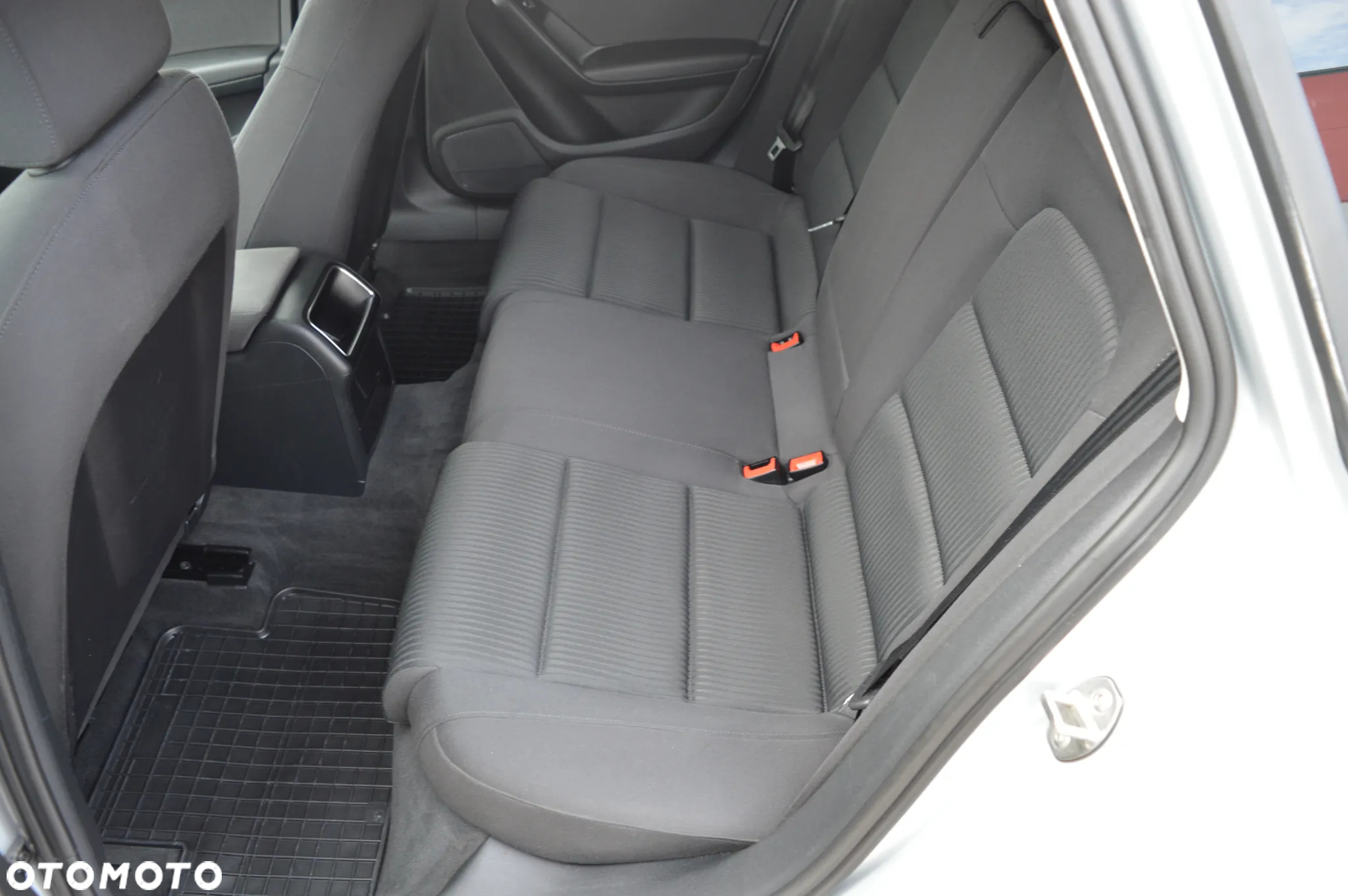 Audi A4 Avant 2.0 TDI 120g DPF Attraction - 13