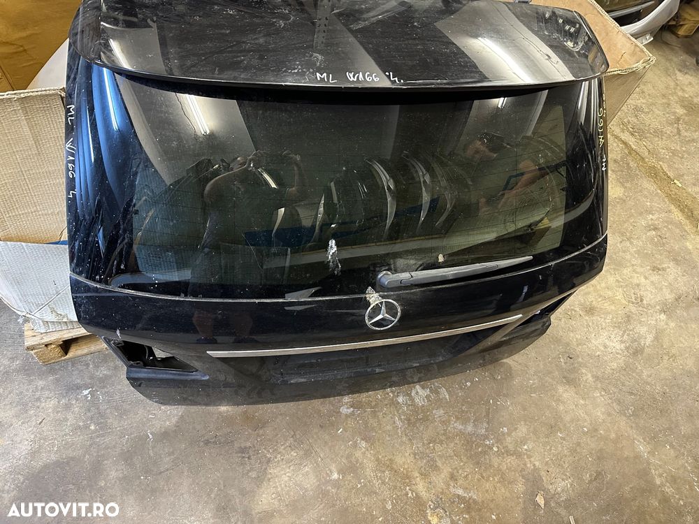 Haion cu luneta MERCEDES ML W166 an 2011-2015 - 2