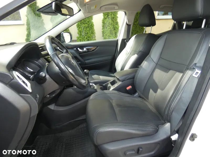 Nissan Qashqai 1.5 dCi TEKNA - 7
