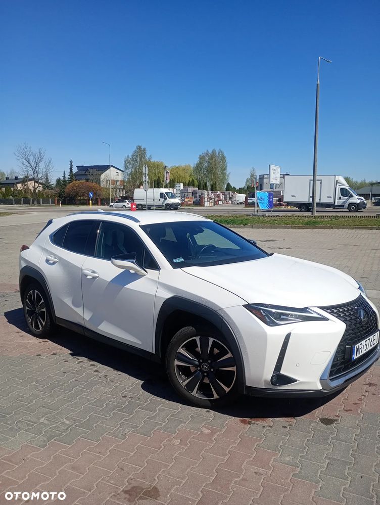 Lexus UX - 1