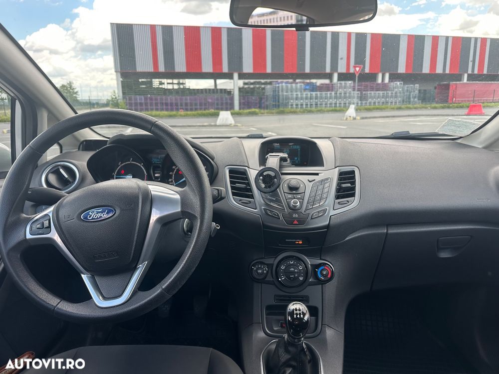Ford Fiesta 1.5 TDCi Champions Edition - 7