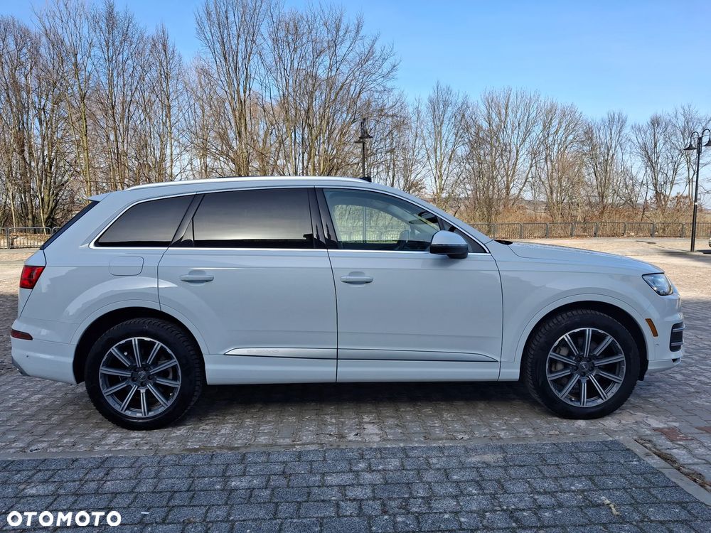 Audi Q7 - 6