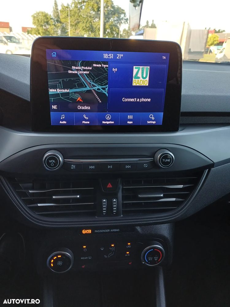 Ford Focus - 24