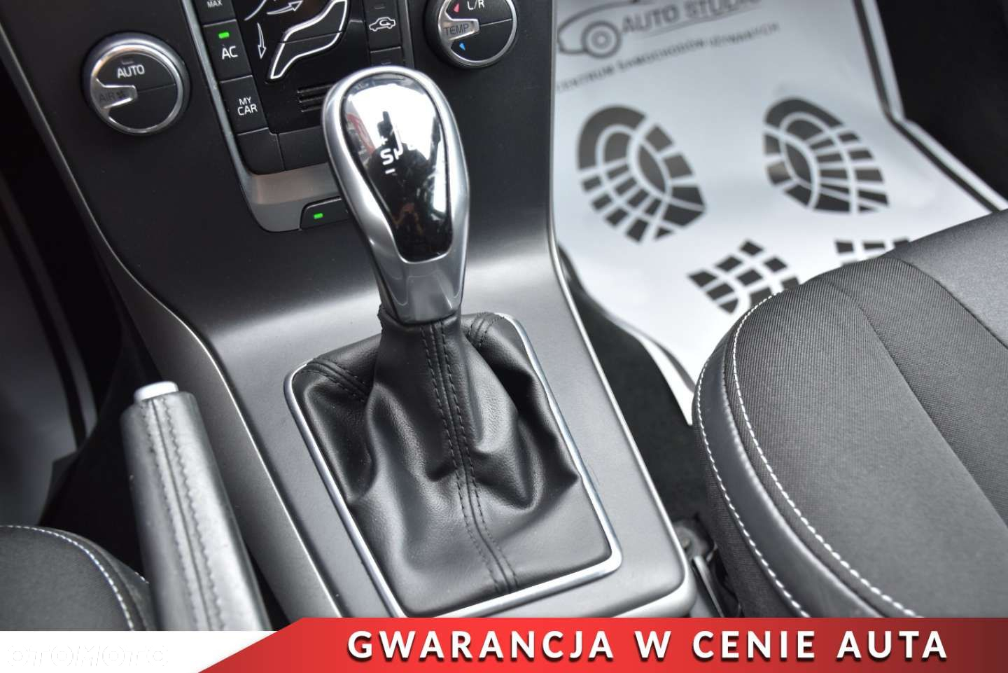 Volvo V40 T2 Geartronic Kinetic - 16