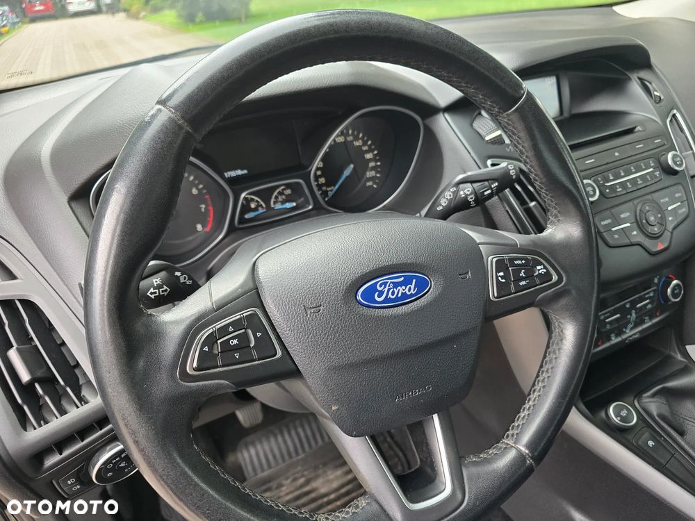 Ford Focus - 6