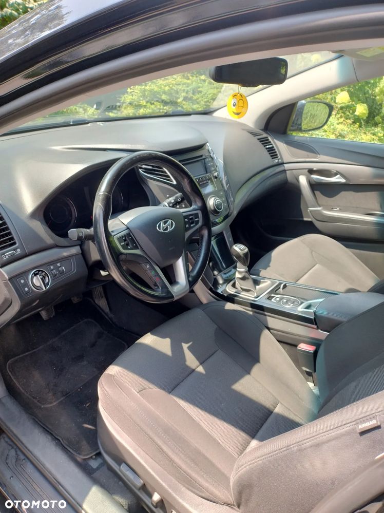 Hyundai i40 1.7 CRDi Comfort + - 2