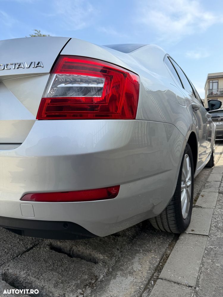 Skoda Octavia - 4