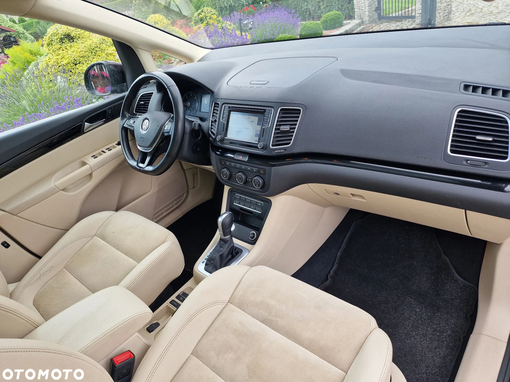 Volkswagen Sharan 2.0 TDI DSG (BlueMotion Technology) Highline - 23