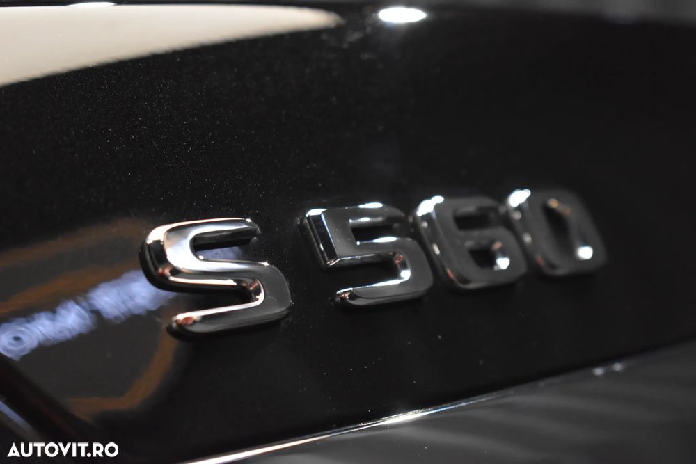 Mercedes-Benz S 560 4MATIC Long Aut. - 29