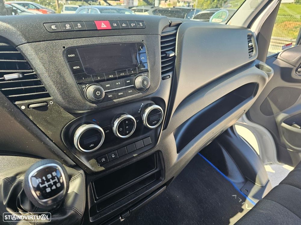 Iveco Daily 2.3 35S16H 4100 CD - 17