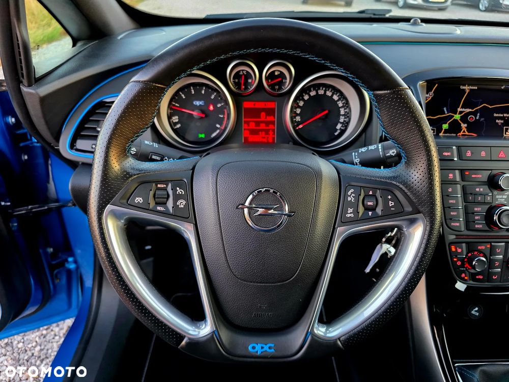 Opel Astra OPC - 21