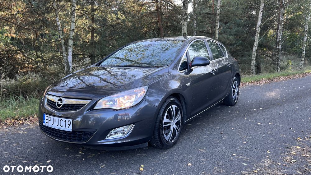 Opel Astra IV 1.7 CDTI Cosmo - 1