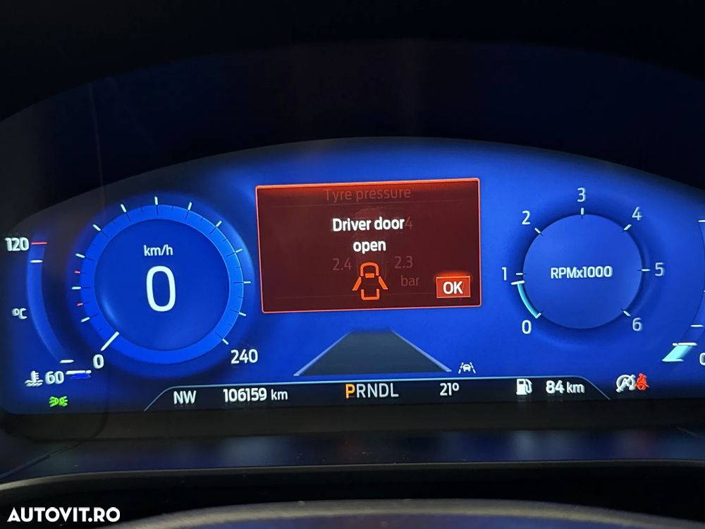 Ford Kuga - 11