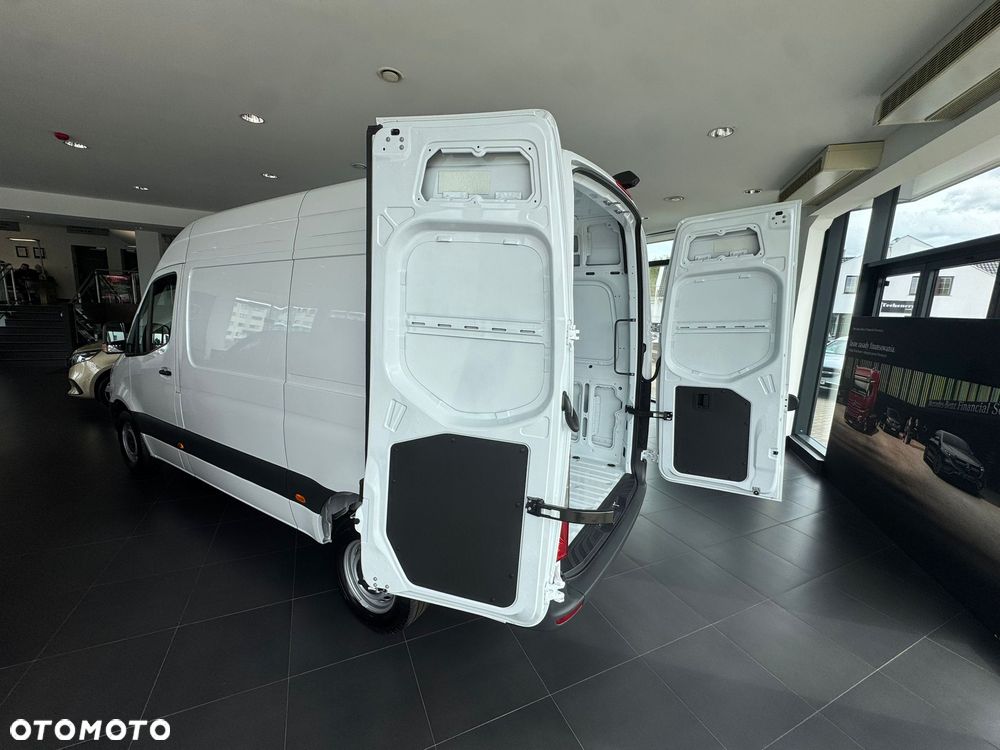 Mercedes-Benz Sprinter 315 Furgon Standard (L2H2) - 7